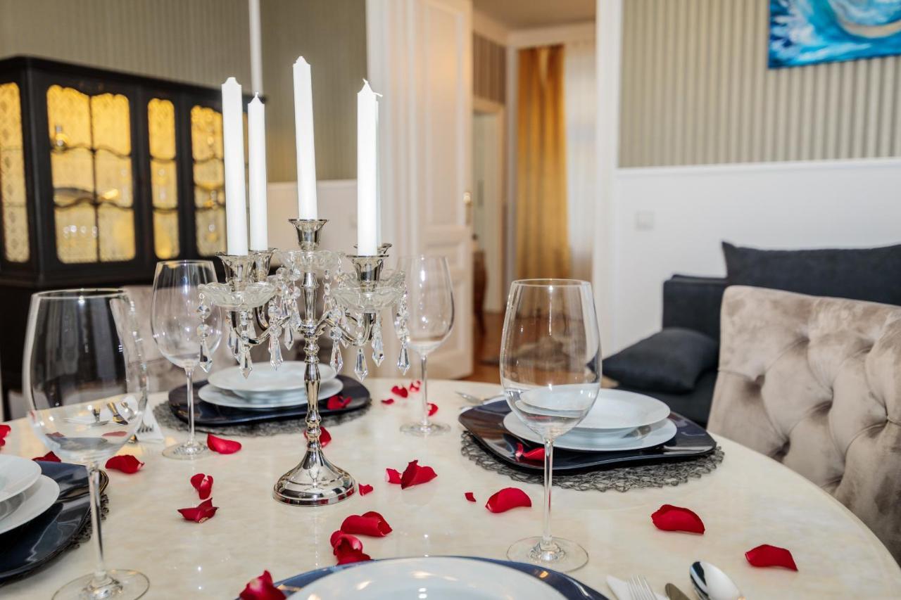 Sophies Place Augarten - Imperial Lifestyle Parking Apartment Wien